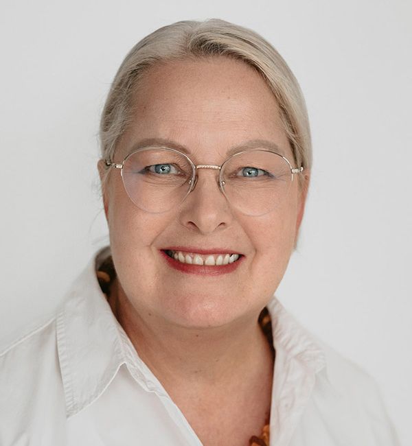 executive-team-annabel-schwarzrock.jpg
